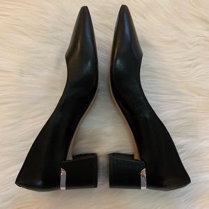 Essex Lane Black leather pump Size 9
